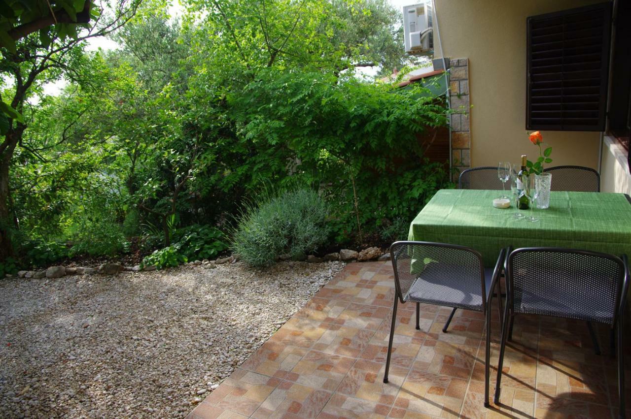 Apartments Sonja Podgora Exterior foto